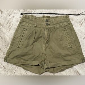 American Eagle Outfitters Baggy Mom Shorts with Stretch